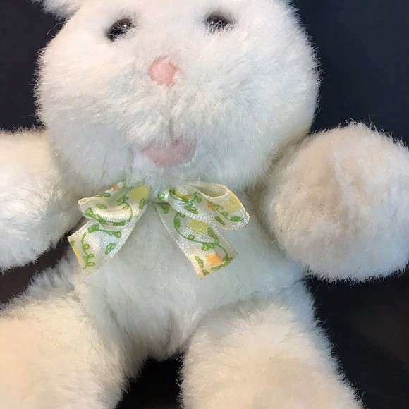 VINTAGE GOLDEN BEAR CO. BUNNY RABBIT WHITE EASTER 9"  PLUSH STUFFED ANIMAL TOY - Picture 2 of 5